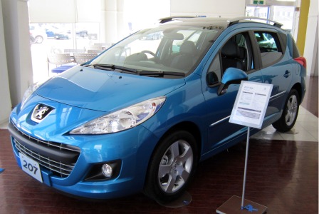 PEUGEOT207SW 新色です！