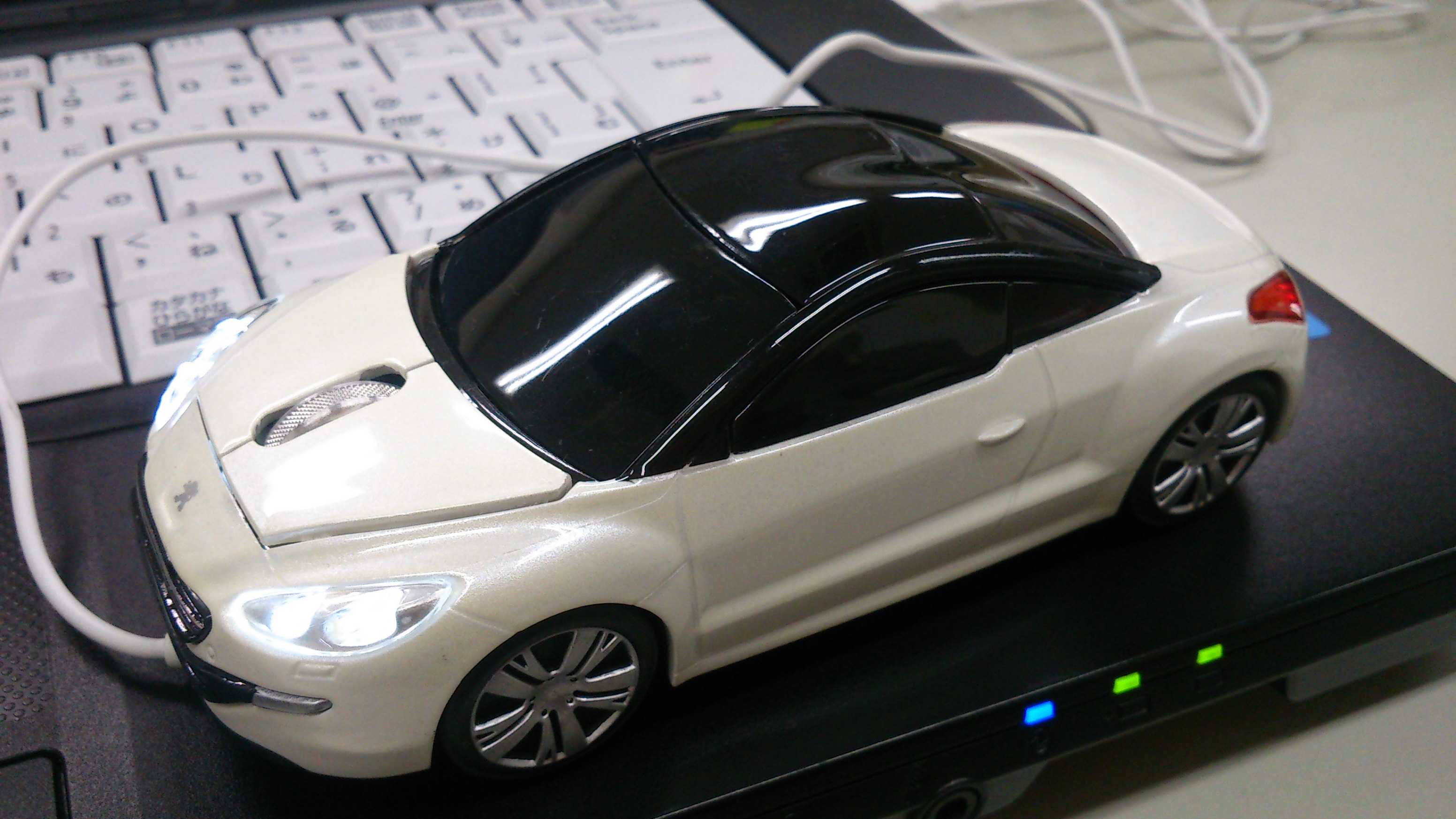 プレゼント　特製　RCZマウス 