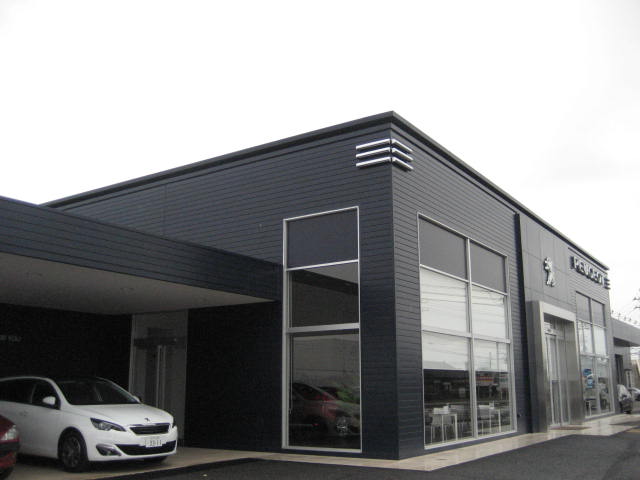 PEUGEOT FUTURE DRIVE Fair　開催中