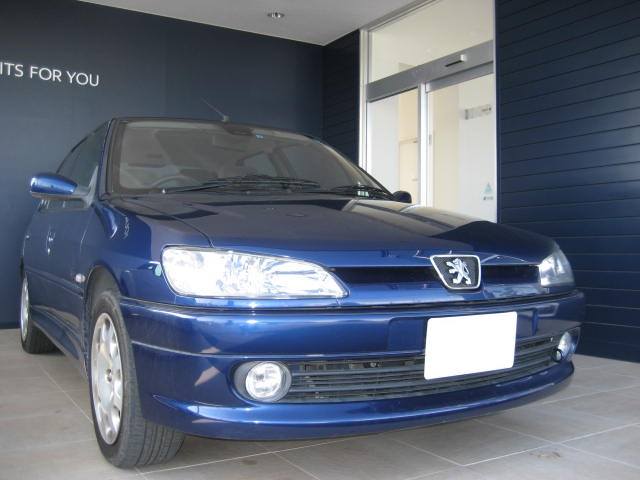 名車　PEUGEOT 306