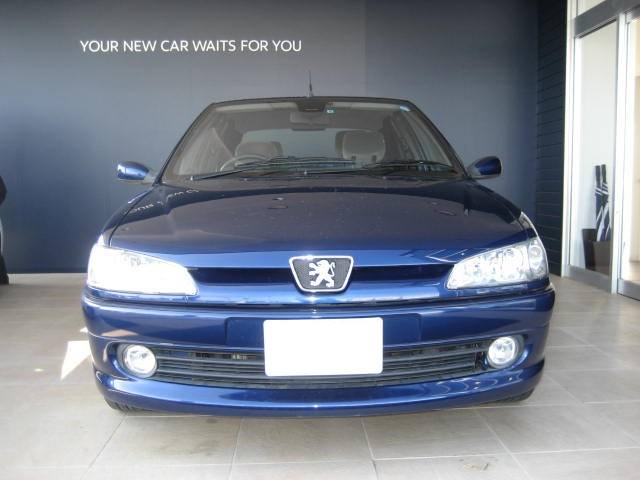 名車　PEUGEOT 306