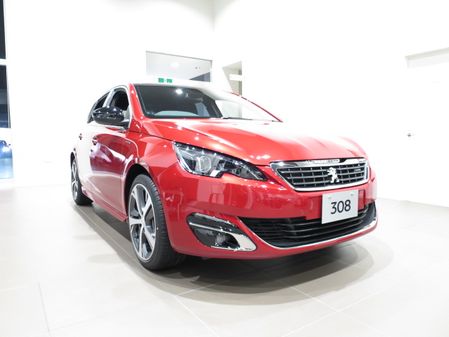 NEW PEUGEOT 308 GT Line　展示しました。