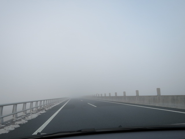 北関東自動車道　濃霧　