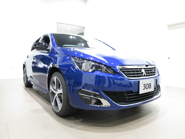 PEUGEOT 308 GT Lineを展示しました。