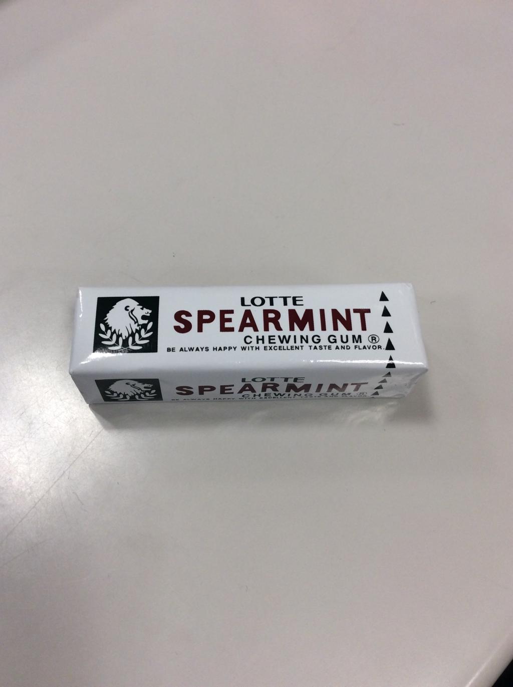 LOTTE SPEARMINT　CHEWING　GUM(ロッテ　スペアミントガム）