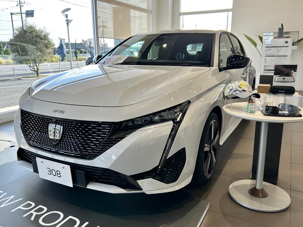 308 GT HYBRID Special Edition[WEC FUJI 特別パッケージ]展示してます☺