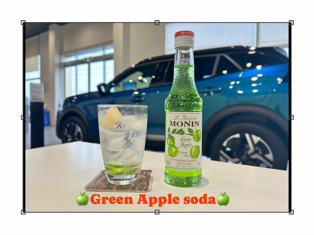 🍏NEW！限定ドリンクのご案内🍏