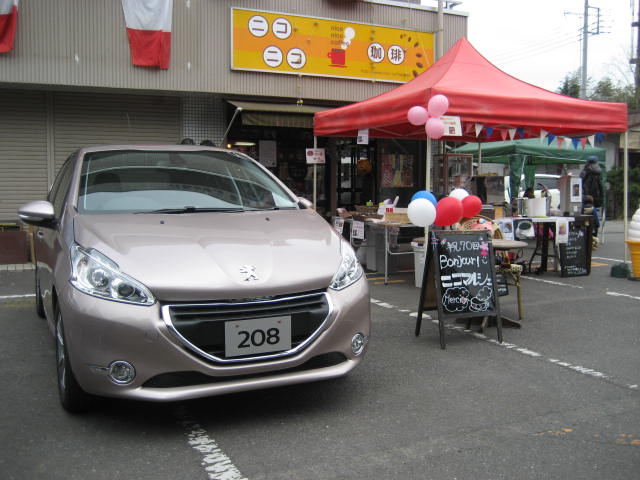 パリの朝市　ニコマルシェ