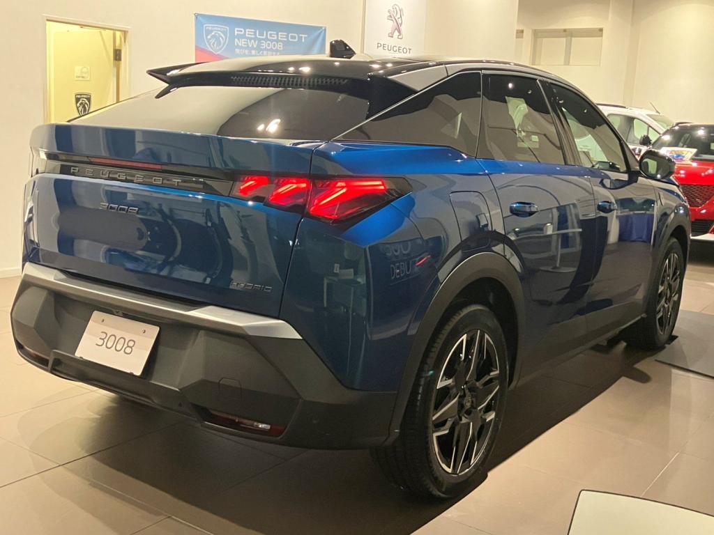 NEW　PEUGEOT　3008　はご覧いただけましたか？