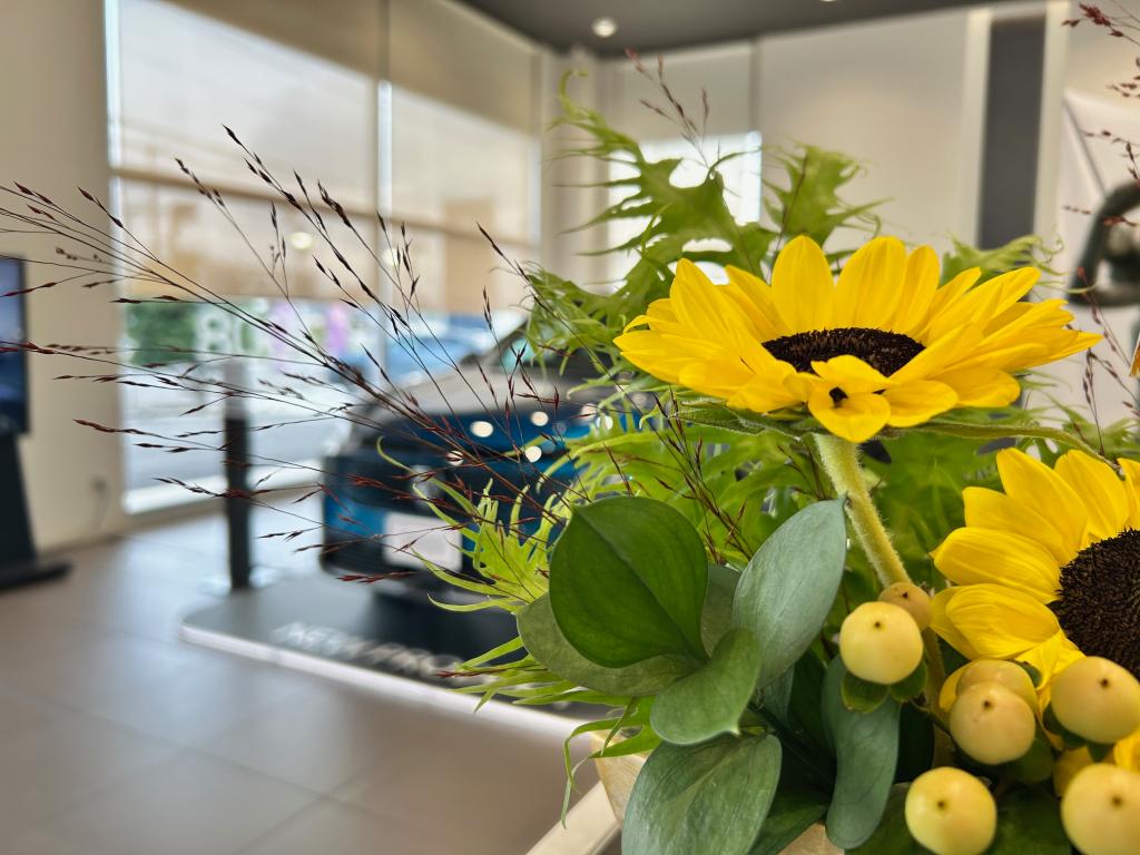 🌻今週のお花🌻＊明日は定休日です＊